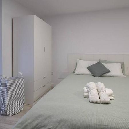 Estudio En El Centro De Santander Exteriér fotografie